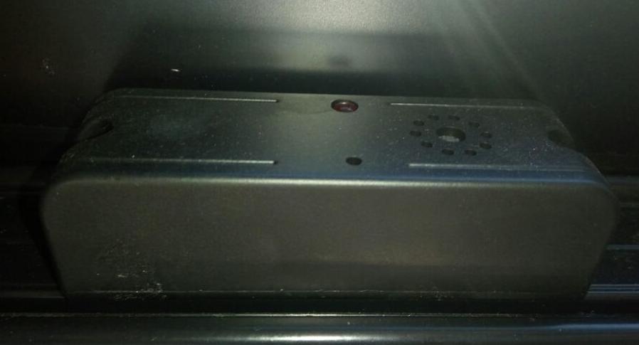 External push emergency window alarm