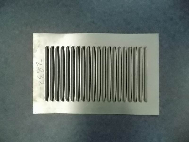 Air intake grille (enlarged)-1