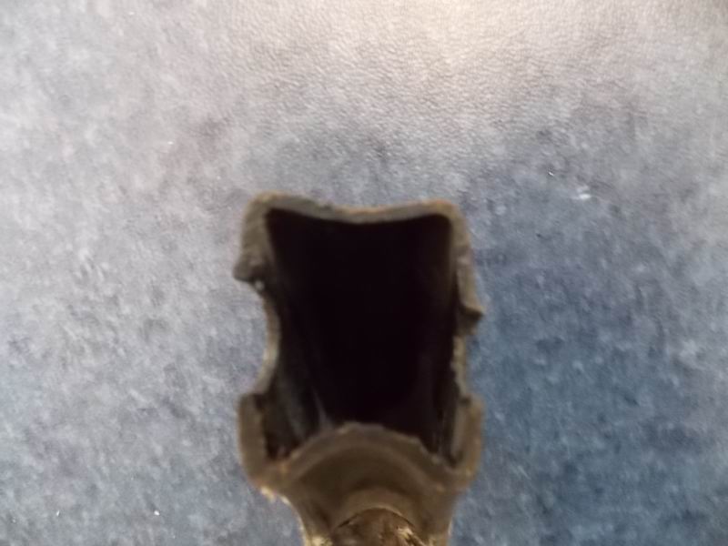 Reinforced beam at the upper left corner of the rear circumference-3