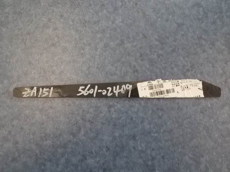 Каркасная нестандартная плоская панель, ЗК 6107H-1 легковой автомобиль