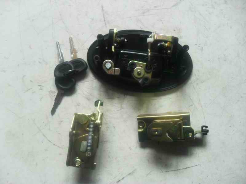 Hammer door lock (one open and one) oval