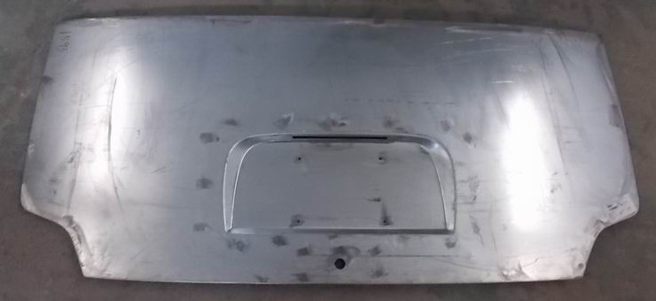 Rear hatch door, ZK6752D, dog tail lock, no grille