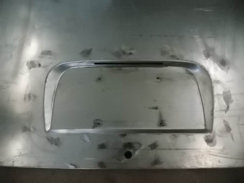 Rear hatch door, ZK6752D, dog tail lock, no grille-1