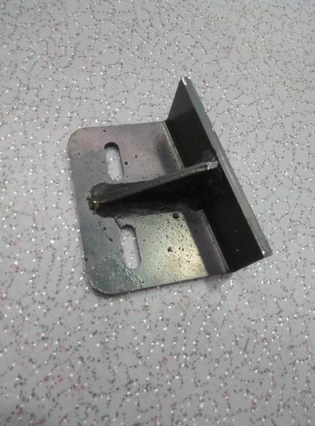 Six-link hinge fixing seat (right)