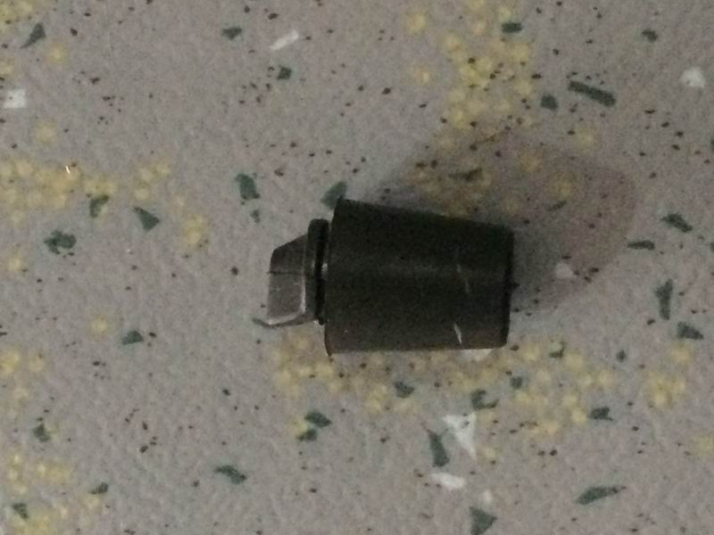 Rubber limit block, cylinder, rear hatch door