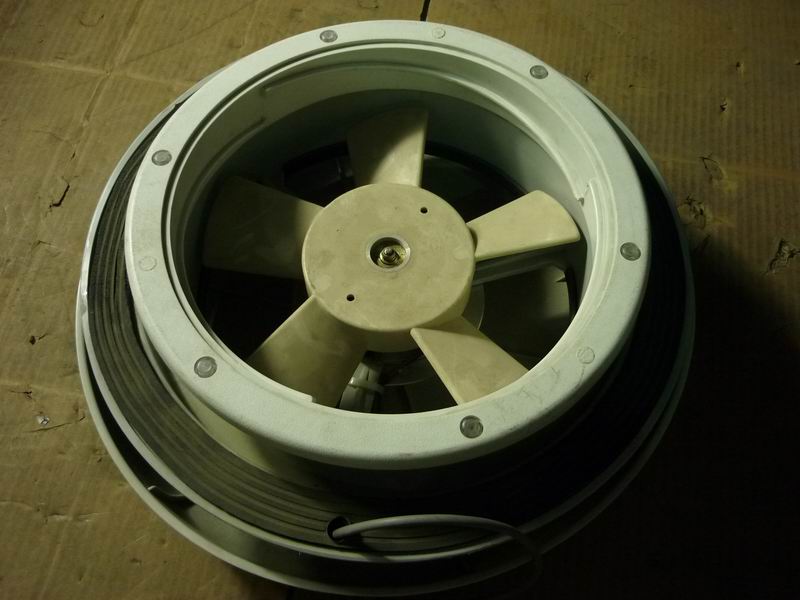 A74 round ventilation fan (brushless motor/color Rhine white, 12V)