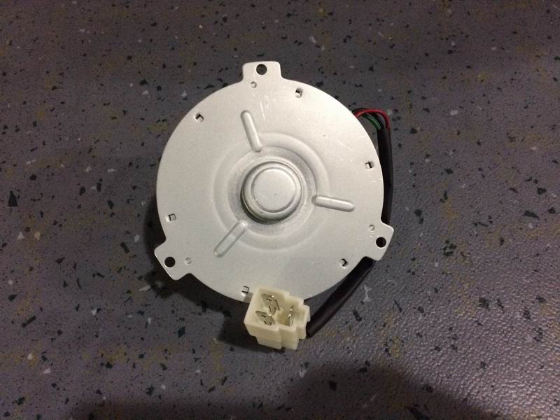 Бесщеточный двигатель