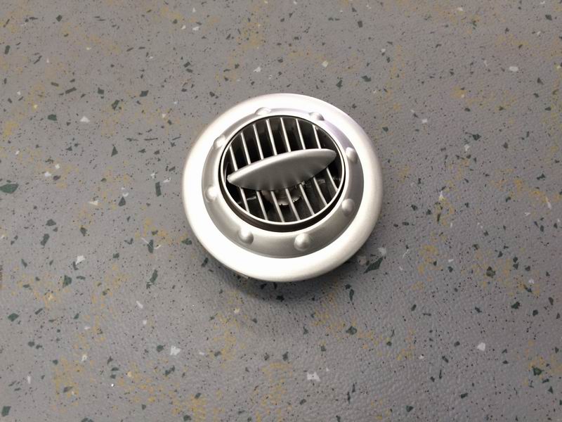 финансовый год 80 Круглый воздухозаборник с одним отверстием Серебристо-серый