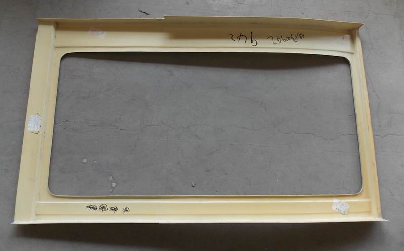 Safety door side decoration parts; 6831H; ordinary fine lines ABS; left rudder