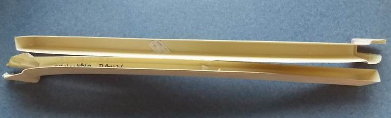 D Front windshield middle frame side decoration parts 6122HW9, 2-piece set-1