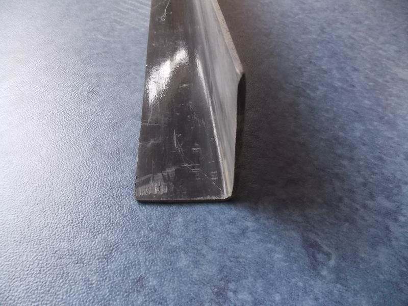 Decorative parts on the middle door, the picture is the same as 5803-04827, the color is black-3