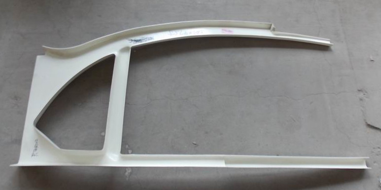 Детали оформления пассажирской двери; 6831H ; Рейн Уайт (у 5805-07724