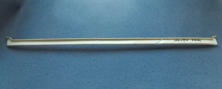 6708D Детали оформления задней верхней задней кромки (при приклеивании заднего лобового стекла)