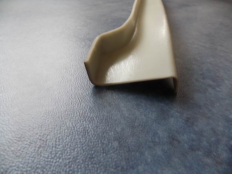 6708D rear top rear edge decoration parts (when glued back windshield)-3