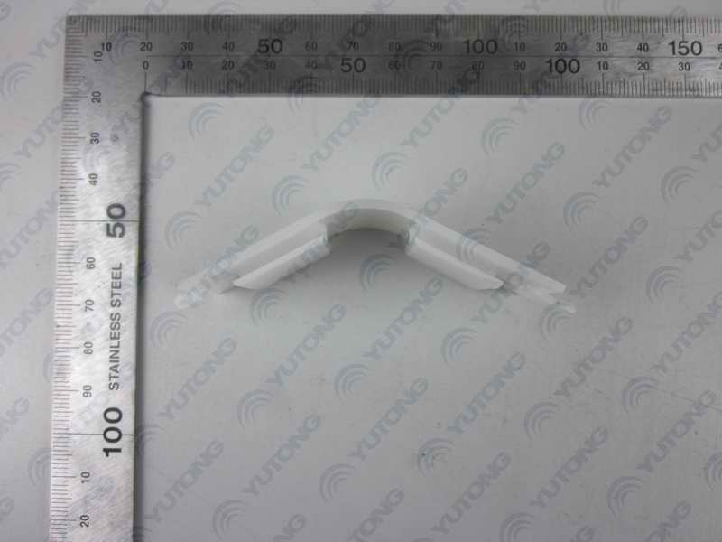 D Plastic lampshade connector 6122H-1