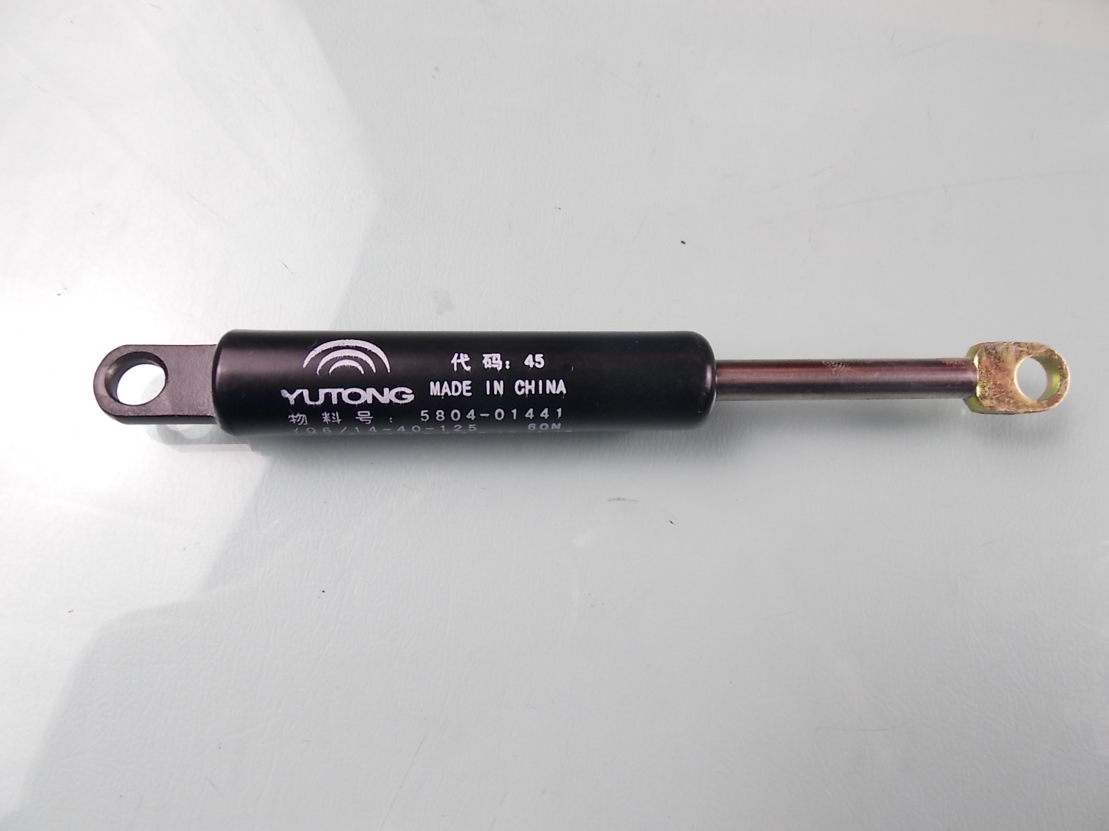 D R41行李架舱门气支撑-1