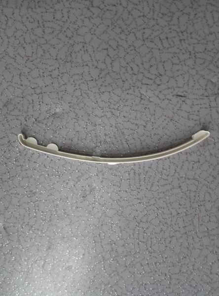 ZK6899H Right luggage rack light gray white head