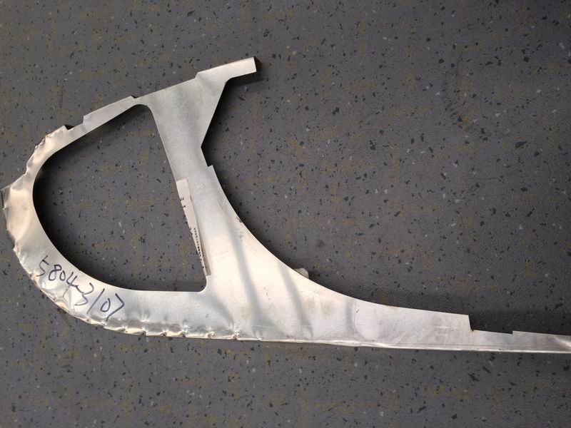 Правая передняя уплотнительная пластина воздуховода/ 6127H авиабагажник-1