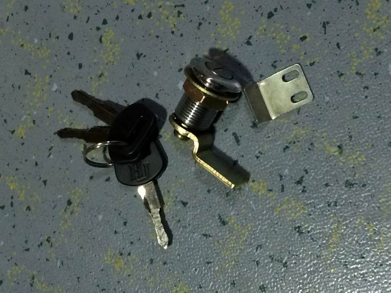 6122 aviation luggage rack door lock, one open four locks