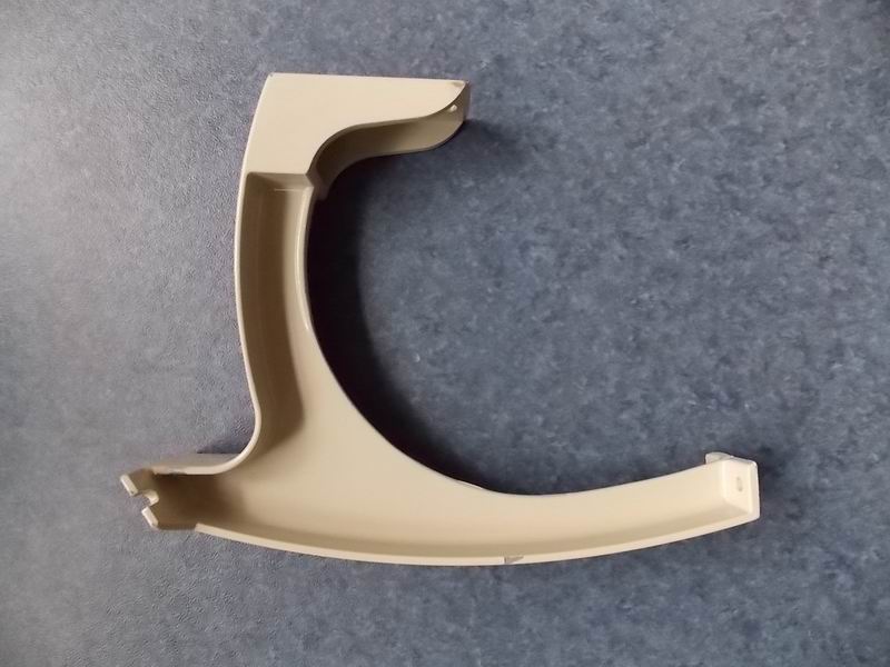 Подвесная полка для багажника (белый); удалил так же, как и 5804-04469