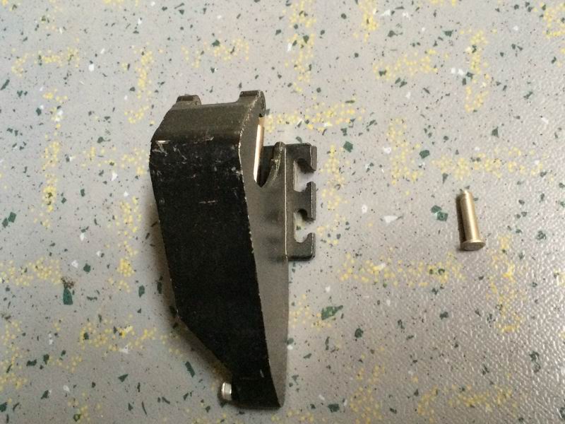 Luggage rack cover left bracket assembly-1