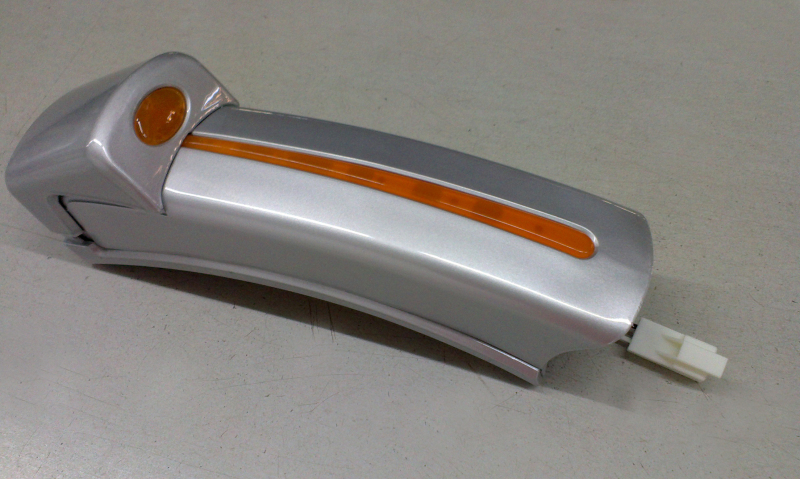 Ножки багажника, все окрашены серебристо-серой металлической краской, 6122H9