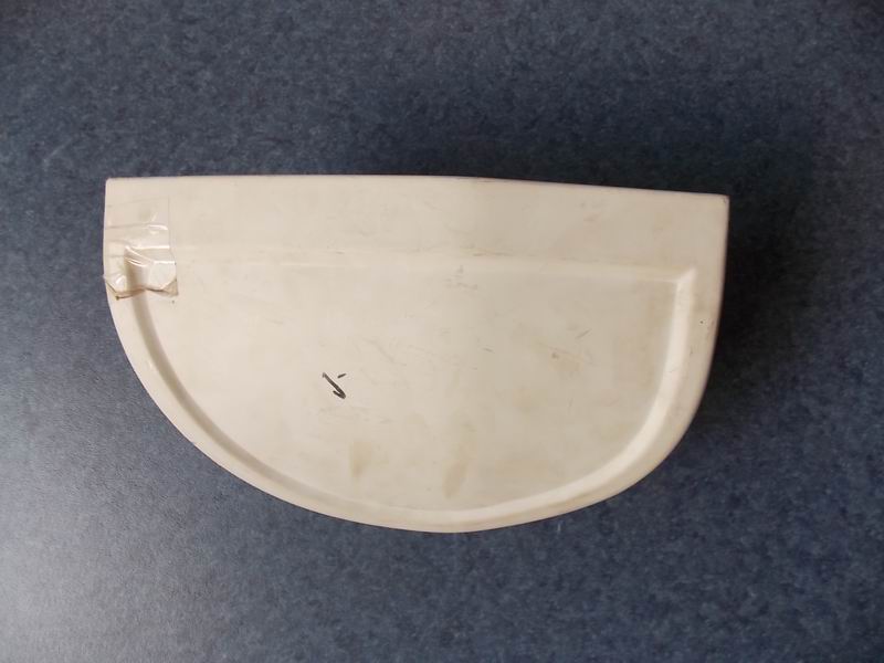 Front end of left luggage rack, 6122H9, blow molding