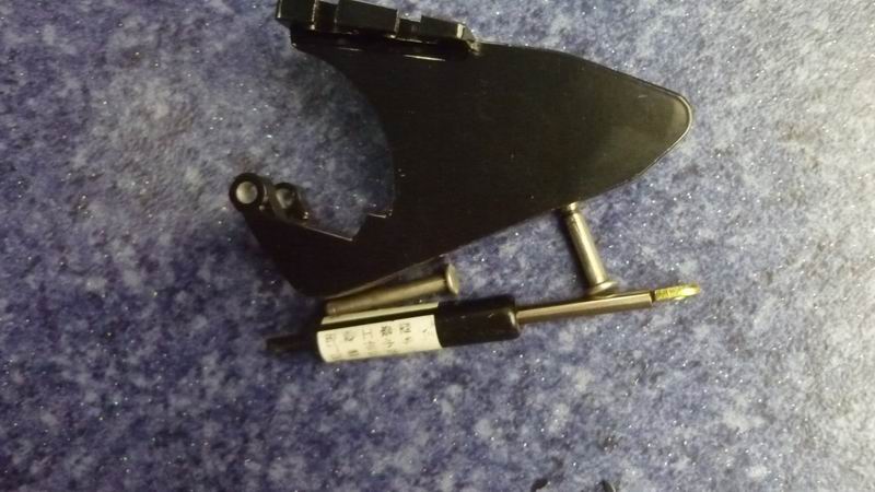 Hinge for hatch cover-left-1