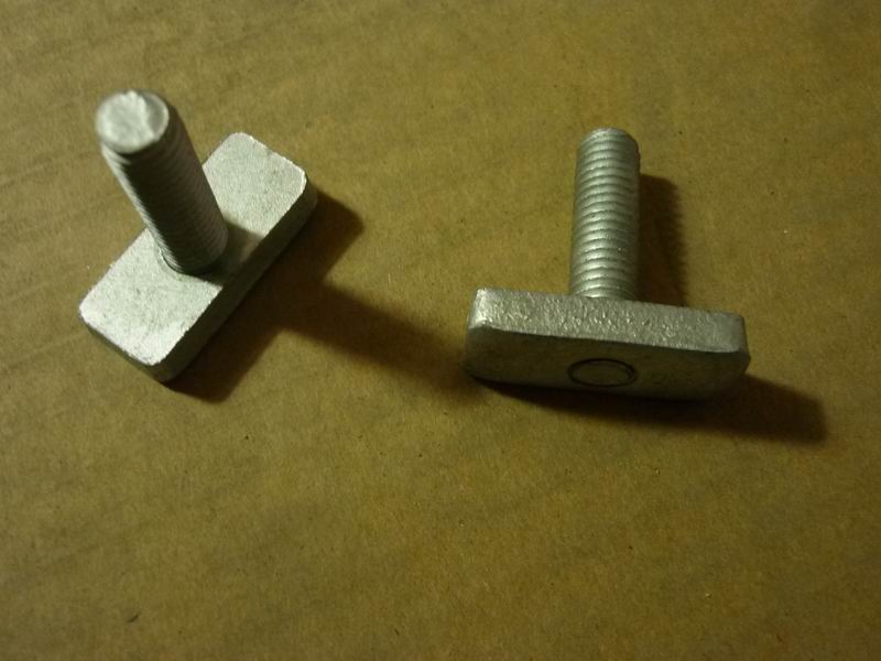 (FC) Болт крепления опоры багажника; М8* 25 ; 6117H