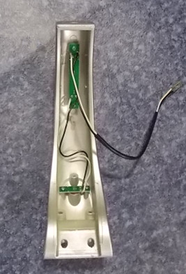 Luggage rack with light external bracket-1