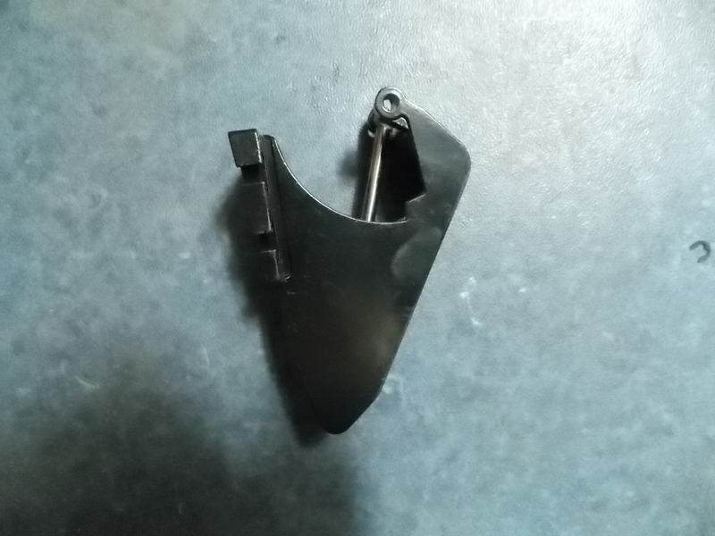 Hinge for hatch cover-right-1