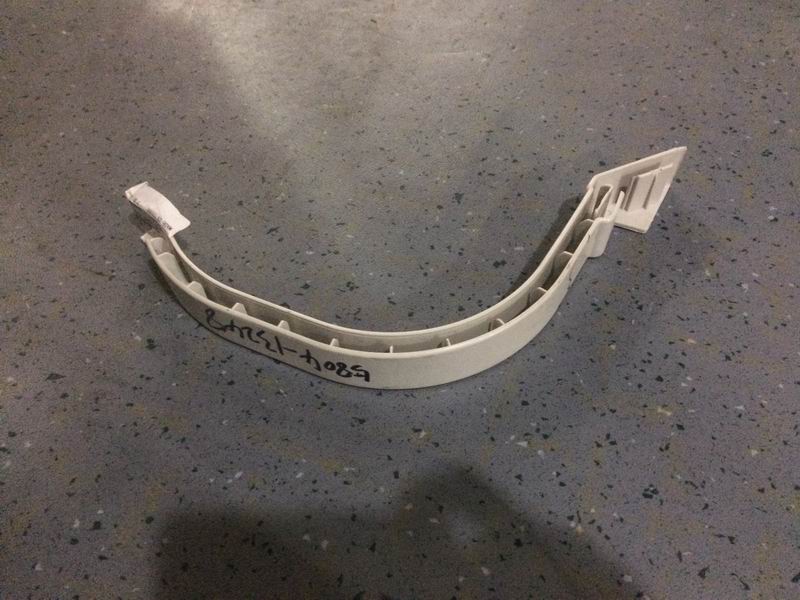 8-я серия ПВХ, задний уплотнитель задней головки левой внутренней панели, Rhein white-1