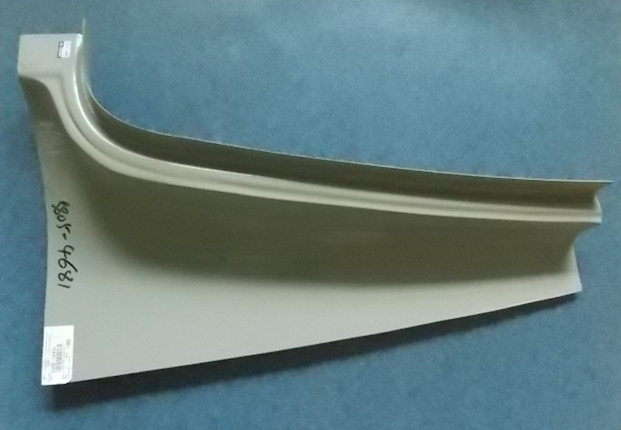 D Decorative parts on the left side of the rear circumference