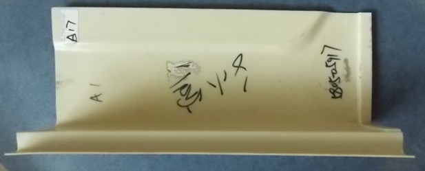 D Декоративные детали для левого заднего угла.