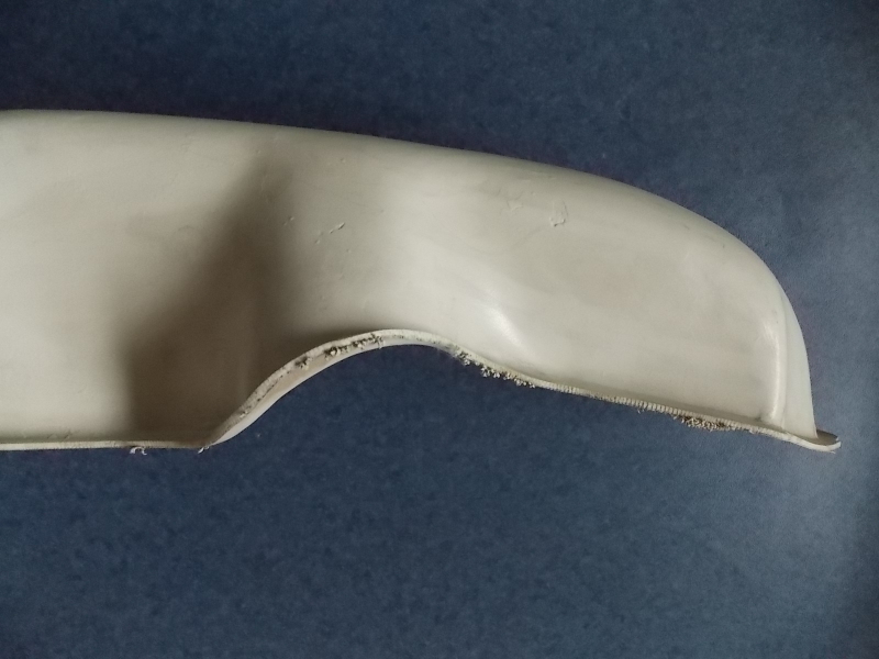 Front top right seal-1