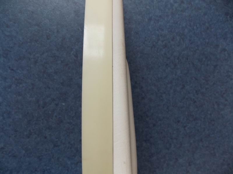 6100H left rear lower corner decoration parts (size the same as 5805-05093)-2