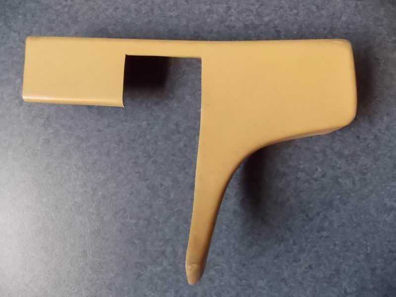 D Decorative parts of the front windshield lower left (same as 5805-06044)-1