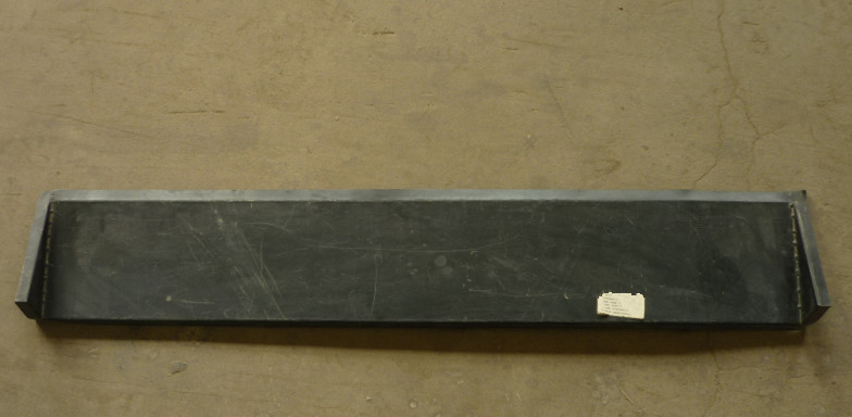 D Air conditioning shroud; ZK6798H