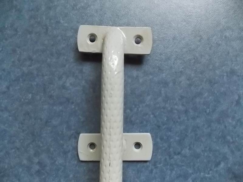 D High stair guardrail on the left rear window-2