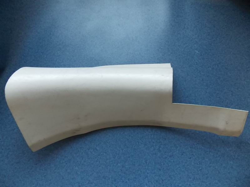 Декоративные детали заднего правого угла (верхний воздухозаборник)-1