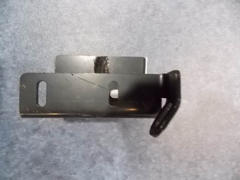 Fire extinguishing bomb bracket, U-shaped, front bumper right-1