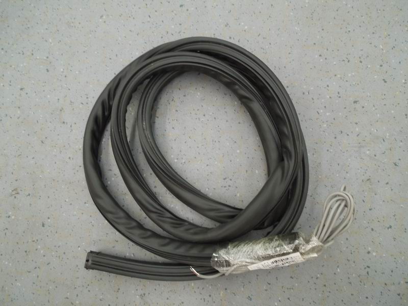 The theoretical length of the super large sliding door anti-sliding strip (metal wire) is 3346mm-1