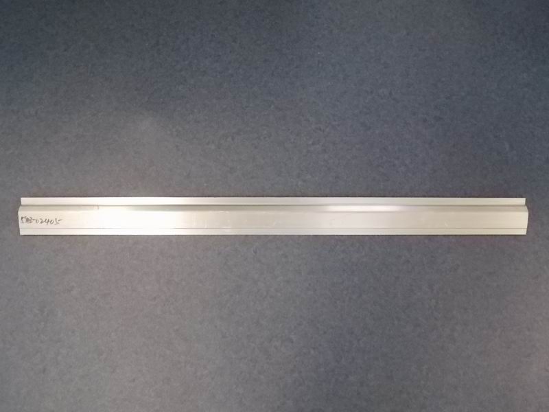 Hammer door sealed aluminum profile 1215.