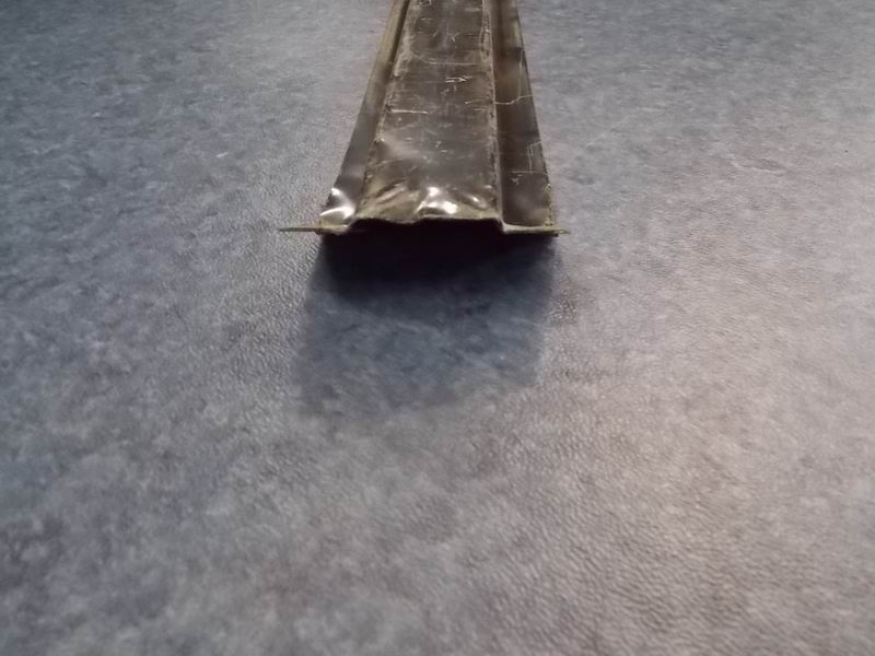 D Double-sided vertical stop-3