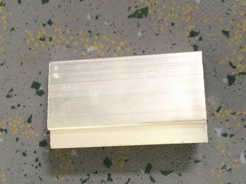 6127 aluminum hinge sleeve (with edges)-1
