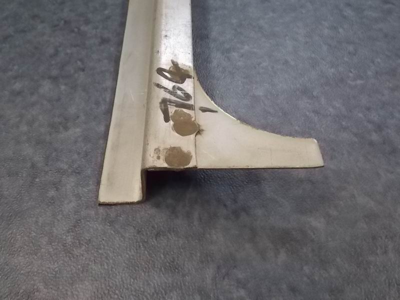 D vertical stop on the right-3