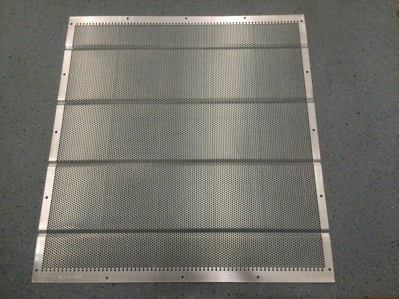 Left rear wheel rear hatch filter (850*800, aluminum mesh)