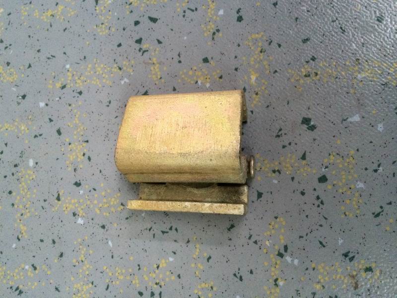 Rotary shaft side hatch hinges