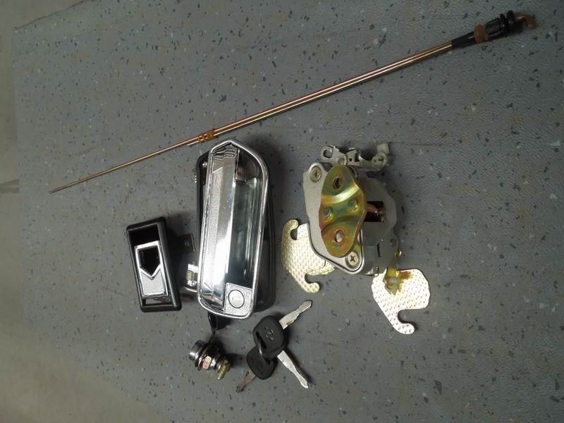 2 Interlock 164; 108 (right lock) symmetric with 5940-00124-1
