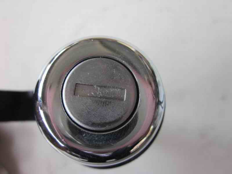 Simple hatch lock (lock core lengthened)-1